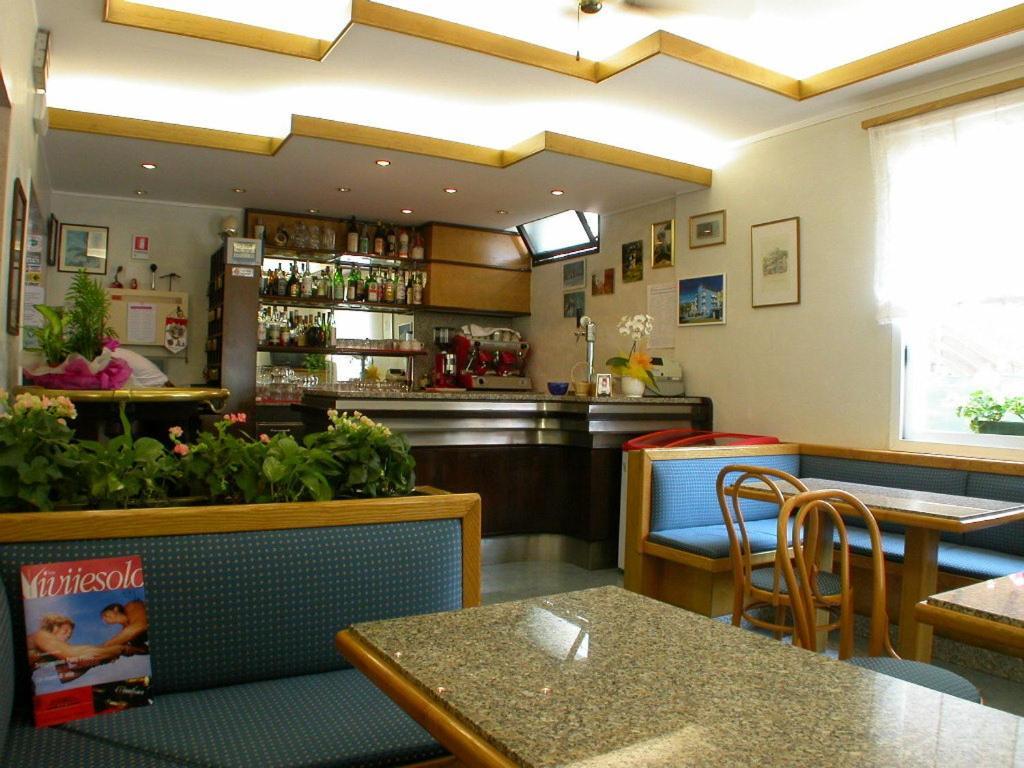 Albergo Aquila Lido di Jesolo Exterior photo